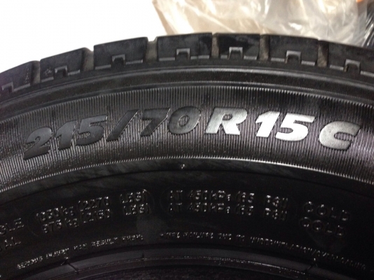 ยาง 215-70-15 ปี13 1คู่ อัพเดท 18พ.ค.58