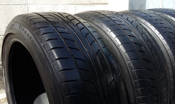 ยาง,215-45-17 Firestone สภาพดีไม่ปะปี08 สี่เส้น 1,700