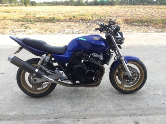 ขาย Honda CB400 ทะเบียนแท้ Tec1 ปี 2001 โอนขนส่งเลยครับ 129000 ขายขาดทุนคับ