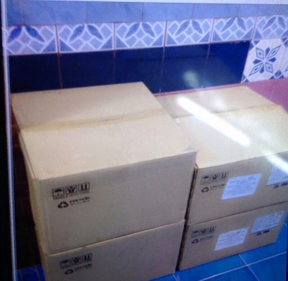 ขาย ล้อ 18 กว้าง 9-10 ล้อ สภาพเหมือนใหม่เลยคับ ขาย 12900