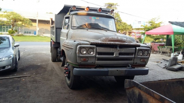 รถหกล้อหัวยาว ดั้ม เครื่อง 120 แรง เดิมๆๆ สภาพสวย แอร์เย็น เอกสารพร้อมโอน