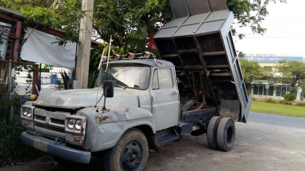 รถหกล้อหัวยาว ดั้ม เครื่อง 120 แรง เดิมๆๆ สภาพสวย แอร์เย็น เอกสารพร้อมโอน