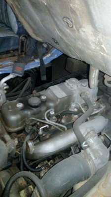 รถสี่ล้อกลาง isuzu  NKR  เครื่อง 4JB1 เพลาลอย แอร์ พวงมาลัย เพาเวอร์ รถพร้อมใช้เอกสารพร้อมโอน