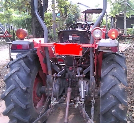 KUBOTA L3408 - 2 เพลา รถสภาพดีบอดี้สวยๆพร้อมใช้งาน อุปกรณ์ครบพร้อม มีใบดันหน้า,ผานพรวนดิน 5 เครื่องยนต์แรงดีกำลังไม่มีตก ระบบเกียร์ไม่มีปัญหาเดินหน้าถอยหลังใช้งานได้ดีครับ ระบบไฮดรอลิกส์ไม่มีแตกเยิ้ม หางยกได้ดีไม่มีปัญหา ช่วงล่างดียาง 4 เส้นประมาณ 60\% พร้