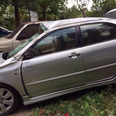 โตโยต้า ออติดเครื่อง1600 สีเทา ปี04 โอนลอยหรือเเยกเป็นอะไหลได้ทุกอย่าง