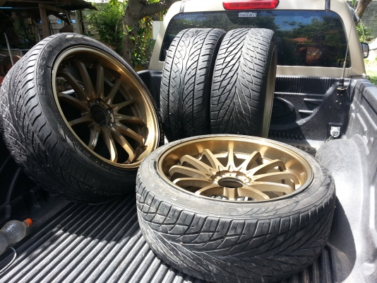 ขอบ22  ถูกๆๆ ใส่กระบะ6รู พร้อมยางปี12 ส