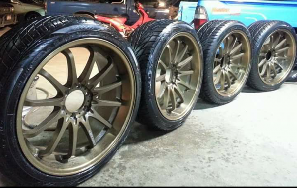 ขอบ22  ถูกๆๆ ใส่กระบะ6รู พร้อมยางปี12 ส