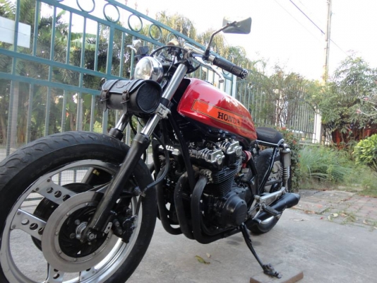 cb 750 สภาพตามรูปเลยครับ (ซื้อขายแลกเปลี่ยนแล้วครับ)