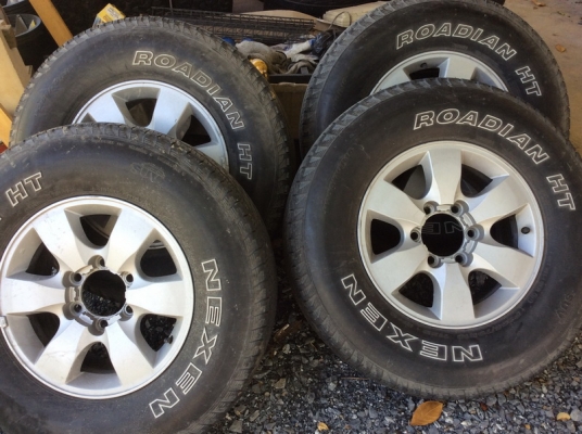 ล้อวีโก้พร้อมยาง 265/70/16