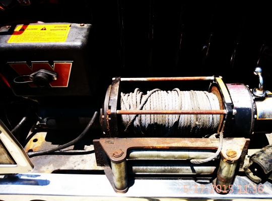 วิ้น warn  12 V  สวยๆๆ made in usa     อุปกรณ์ครบ พร้อมขาสปอร์ทไลด์ ใส่จิ๊ปมิตซูได้เลย