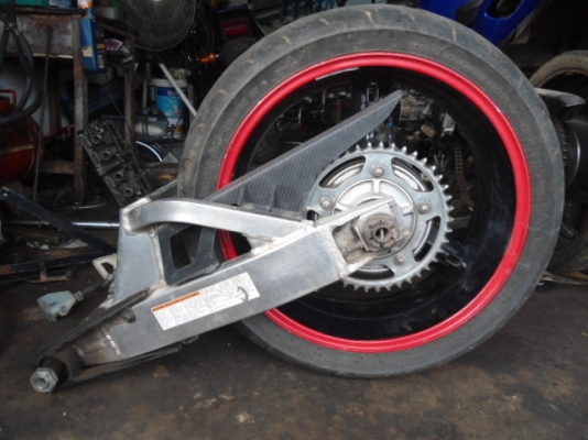 ขายอะไหล่k1-2สวิงอาร์มครบชุด  กันสบัดติดรถ