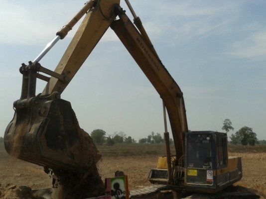 KOMATSU PC200-3เครื่องเดิม ปั้มพ์เดืม เอกสารอินร์วอยน์/0857698049 0887115178