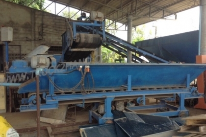 ชุดอุปกรณ์ผลิตท่อค.ส.ลอัดแรง สามารถผลิตทอค.ส.ล 40-1.20 สภาพดีพร้อมใช้งาน