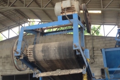 ชุดอุปกรณ์ผลิตท่อค.ส.ลอัดแรง สามารถผลิตทอค.ส.ล 40-1.20 สภาพดีพร้อมใช้งาน