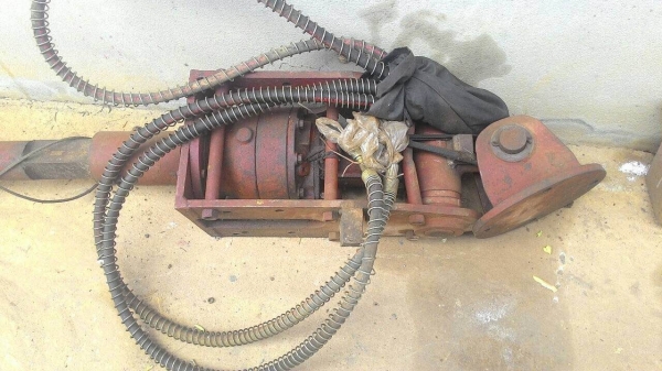 ขาย komatsu pc 60 - 3 (ปั้มนิ้ว)