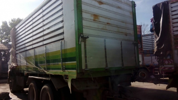 ขาย HINO MEGA 320 พ่วงแม่ลูก สองเพลาดั๊ม กระบะเนียมคอกเกษตร รถปี 51