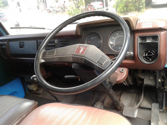 ขายรถบรรทุก 4 ล้อราคาถูกสถาพดี