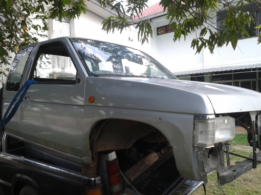 ขายหัวเก๋งพร้อมกระบะบิ๊กเอ็มฝาแดงจอโค้ง