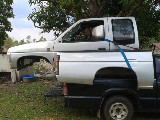 ขายหัวเก๋งพร้อมกระบะบิ๊กเอ็มฝาแดงจอโค้ง