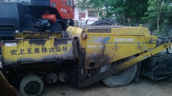 ขายรถปูยาง SUMITOMO HA31W/4WD
