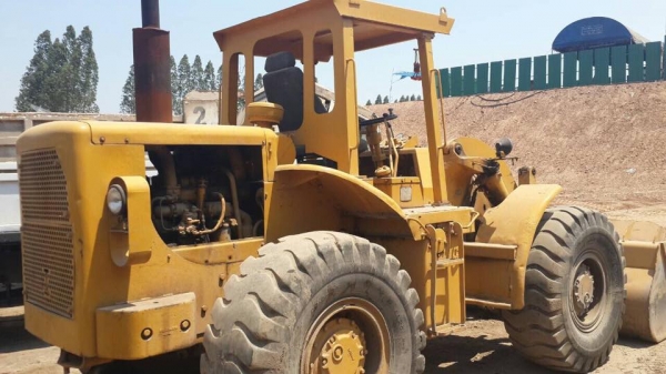 ขายรถตักCAT 950 ดั้มเบรค ขายรถตักCAT950 สภาพดี -เครื่องดี -เกียร์ดี -เบรคดี ชุดแขนไม่มีแตกร้าวสวยจริงๆ ต้องเก็บรั่วไหลนิดหน่อย ที่สำคัญขายถูกมากครับ  ขาย450,000บาท สนใจมาขับทดสอบได้เลยครับ