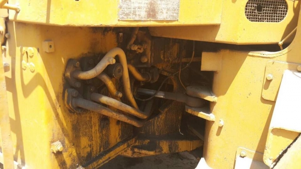 ขายรถตักCAT 950 ดั้มเบรค ขายรถตักCAT950 สภาพดี -เครื่องดี -เกียร์ดี -เบรคดี ชุดแขนไม่มีแตกร้าวสวยจริงๆ ต้องเก็บรั่วไหลนิดหน่อย ที่สำคัญขายถูกมากครับ  ขาย450,000บาท สนใจมาขับทดสอบได้เลยครับ