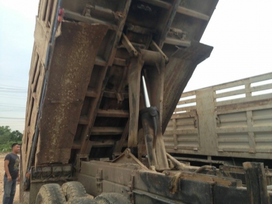 ขายด่วน !! มิตซู FUSO ไอ้หลง 195 ดั้มดิน เดิม ราคาถูก ขายด่วน !! มิตซู FUSO ไอ้หลง 195 ดั้มดิน เดิม ราคาถูก