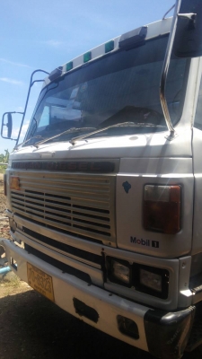 สิบล้อหัวลาก นิสัน CD53V~320 แรง 2เพา สภาพดีพร้อมใช้ เล่ม ทะเบียนพร้อมโอน