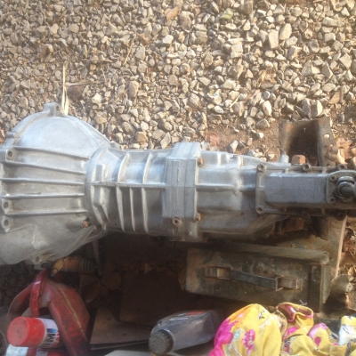 ขายเกียร์ธรรมดาห้าสปีดเป็นเกียร์โตโยต้า 1G หัวหมู 2L