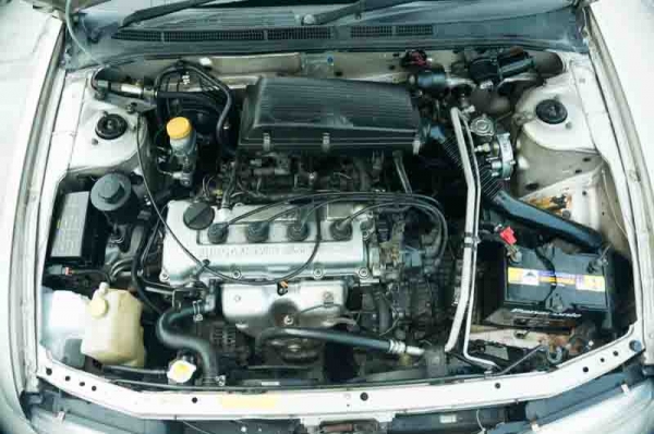 sunny B14 ไฟแยก ปี2000 LPG สภาพสวย sunny B14 ไฟแยก ปี2000 LPG สภาพสวย