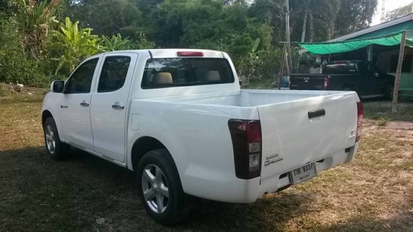 ขาย ออนิวดีแมก ปี2013 สี่ประตู พร้อมใช้งาน ทุกอย่างดีๆๆๆ ขาย ออนิวดีแมก ปี2013 สี่ประตู พร้อมใช้งาน ทุกอย่างดีๆๆๆ