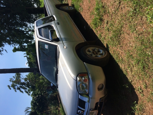 ขาย ฟอนเทีย ปี 48 เคื่อง 3000 สภาพสวย พร้อมใช้