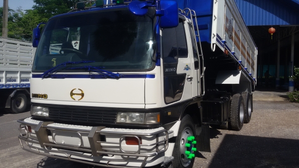 ขายรถ 10 ล้อ HINO สิงไฮเทคFL3H195แรงม้า สภาพสวยเดิม  รถมือเดียว รถร้านวัสดุก่อสร้าง เภาท้ายZM. เบรคโปรเซียล เครื่องดี คัชชีสวย เดิม กระจกไฟฟ้า  รถห้างแท้   พร้อมใช้งานเลยครับ ม