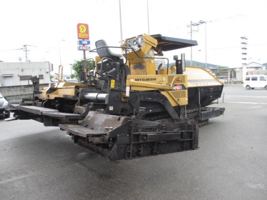 MITSUBISHI MF61E #A5P*****  3583ชม. ปี2003  6เมตร ตีนแทรค หากรอของได้ 30-45 วัน ติดต่อคุยกันได้เลยครับ