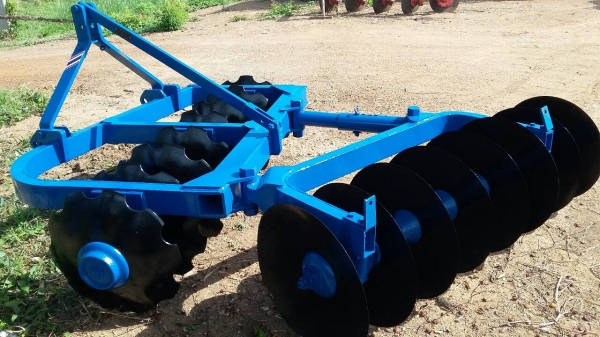 ขายผานตับสองแถวยี่ห้อ cmt.16..จาน