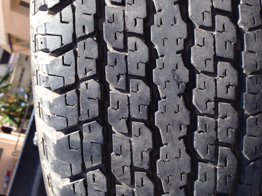 ขายล้อVigo champ 265 70 R16. 6500 บาท