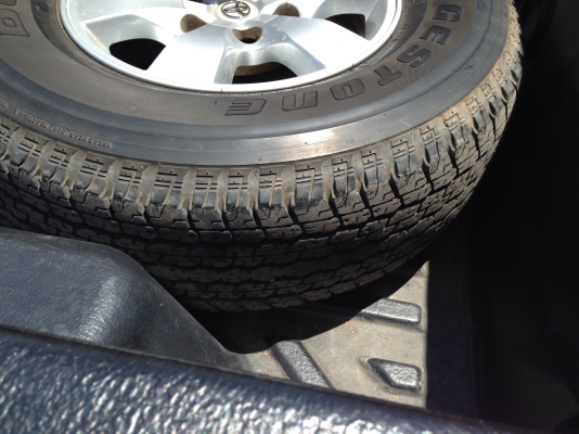 ขายล้อVigo champ 265 70 R16. 6500 บาท