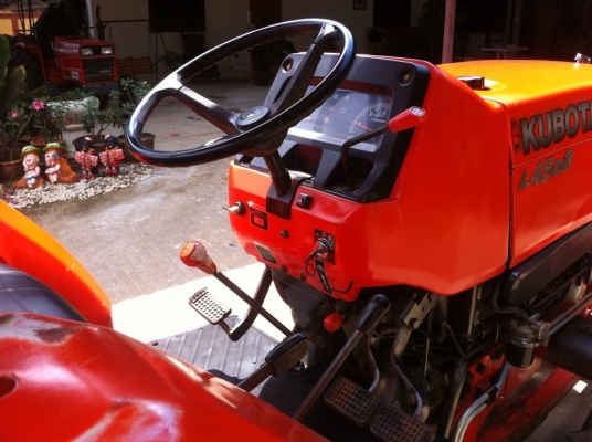 ขายรถไถKubota L4508 (4WD) พร้อมใบมีดหน้าและผานบุกเบิกช้าง รถสวยพร้อมใช้งาน