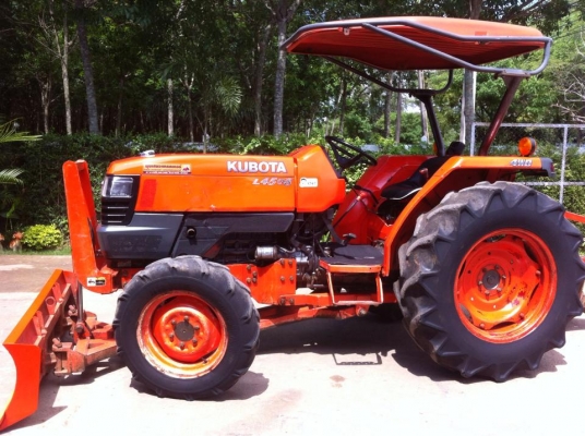 ขายรถไถKubota L4508 (4WD) พร้อมใบมีดหน้าและผานบุกเบิกช้าง รถสวยพร้อมใช้งาน ขายรถไถKubota L4508 (4WD) พร้อมใบมีดหน้าและผานบุกเบิกช้าง รถสวยพร้อมใช้งาน