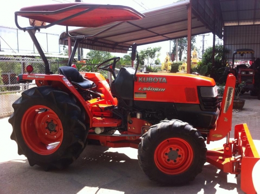 ขายรถไถKubota L 3408DI (4WD) พร้อมใบมีดหน้าและผานพรวนช้าง ขายรถไถKubota L 3408DI (4WD) พร้อมใบมีดหน้าและผานพรวนช้าง