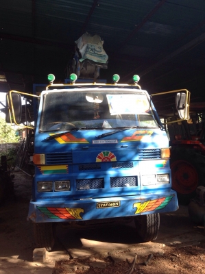 ขายอีแต๋นด้ำ6ล้อสวยมากๆเจ้าของฟากขายราคา250000บาทสีเดิมๆโทร0813655997อำพร พาเจริญ