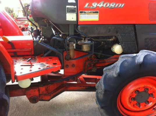 ขายรถไถKubota L3408DI (4WD) พร้อมใบมีดหน้าและโรตารีช้าง รถสวย สีเดิม ขายรถไถKubota L3408DI (4WD) พร้อมใบมีดหน้าและโรตารีช้าง รถสวย สีเดิม