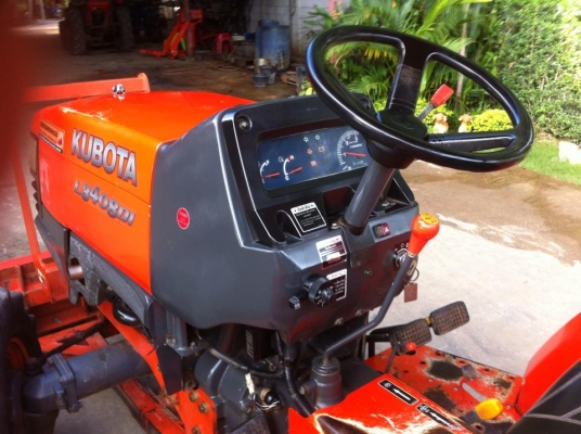 ขายรถไถKubota L3408DI (4WD) พร้อมใบมีดหน้าและโรตารีช้าง รถสวย สีเดิม