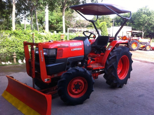 ขายรถไถKubota L3408DI (4WD) พร้อมใบมีดหน้าและโรตารีช้าง รถสวย สีเดิม