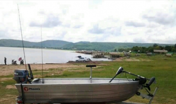 ขายเรืออลูพร้อมเครื่องยามาฮ่า9.9พร้อมใช้ ขายเรืออลูพร้อมเครื่องยามาฮ่า9.9พร้อมใช้