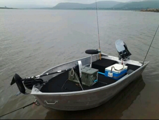 ขายเรืออลูพร้อมเครื่องยามาฮ่า9.9พร้อมใช้