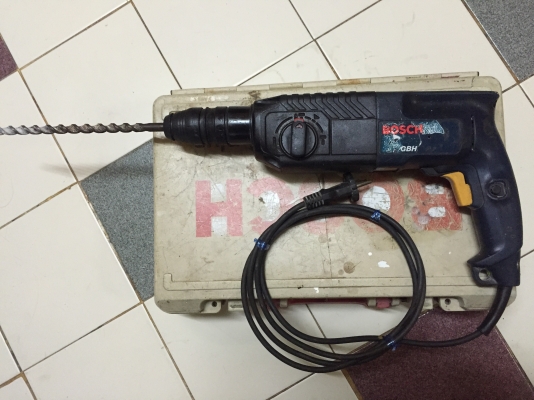 ขายสว่านโรตารี่นี่ห้อBoschรุ่นเก่า3ระบบของเยอรมันแท้ๆรุ่นGBH2-24DSEหมุนเดินหน้าถอยหลังได้