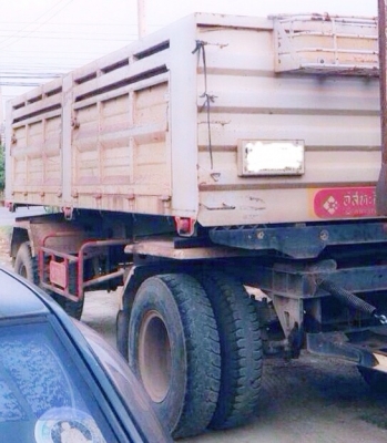 ขายด่วน ลูกพ่วงดั๊มพ์ 2 คานของอู่สหกิจ ปี 49 ความยาว 6 เมตรสภาพดีพื้นสวยไม่มีบุบฝาข้างไม่ผุกร่อนทั้งสองด้าน พร้อมบรรทุกหนักได้เลย ช่วงล่างคัชซีสวยไม่มีบวม ยางสภาพดี 8 เส้นประมาณ 65\% พร้อมใช้งาน เอกสารทะเบียนครบพร้อมโอน ราคาต่อรองได้ครับ