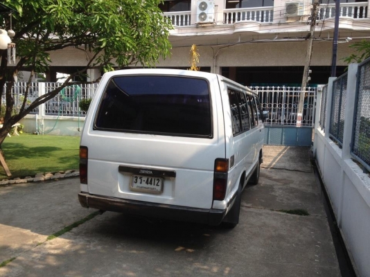 ขายรถตู้ไฮเฮช 2500 ดีเซล สภาพเดิมทุกชิ้น ขายรถตู้ไฮเฮช 2500 ดีเซล สภาพเดิมทุกชิ้น