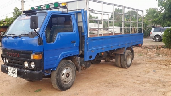 ขาย6ล้อบรรทุก TOYOTA DYNA115 14B พร้อมแพงเหล็กข้างเสริม พื้นเหล็กเครื่องดี แชชซีสวย สภาพพร้อมใช้งาน เอกสารเล่มทะเบียนพร้อมโอน